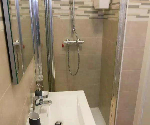 Alojamento de Acomodação e Pequeno-almoço Il Viale 3*